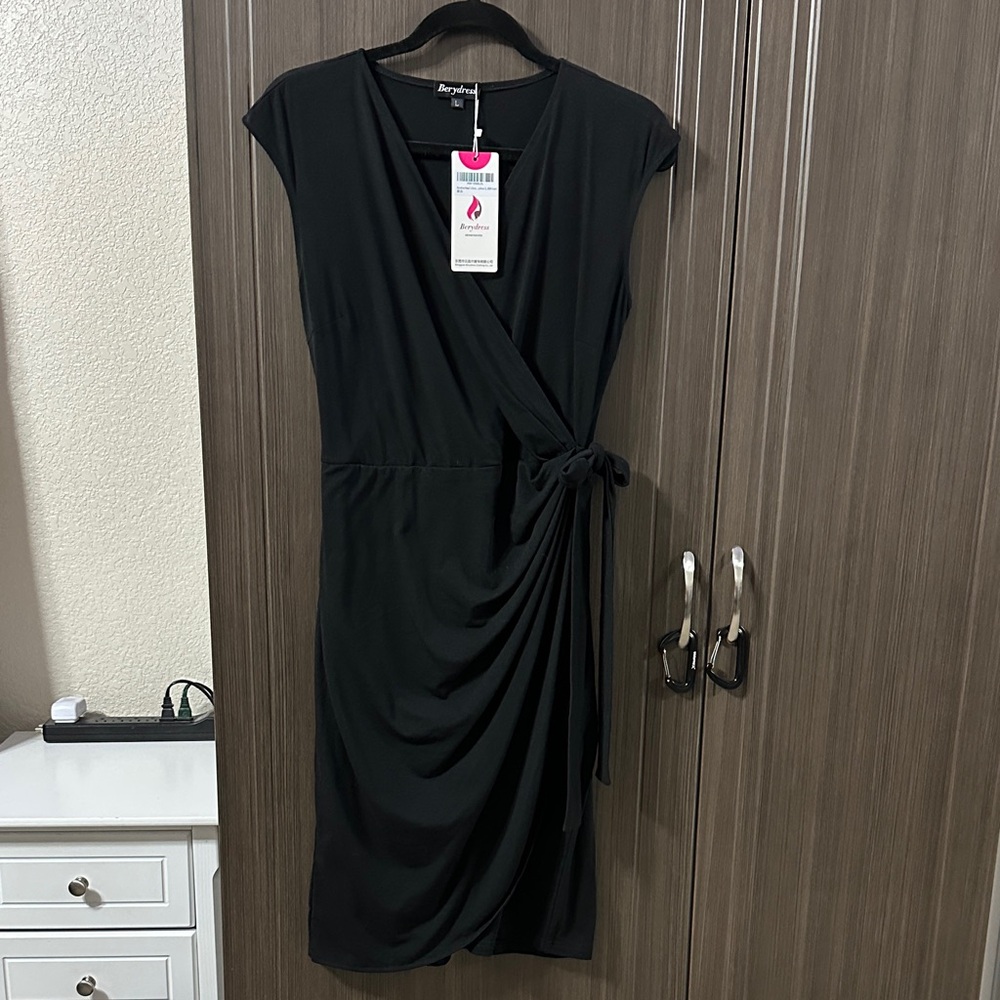 Elegant Black Midi Wrap Dress